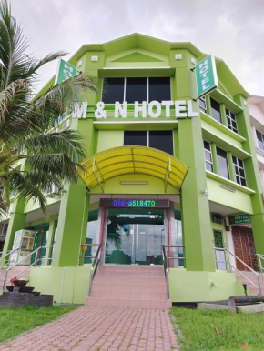 M & N Hotel
